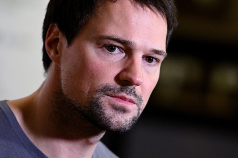 Данила Козловский подал в суд на Виталия Бородина, обвинившего его в дискредитации армии