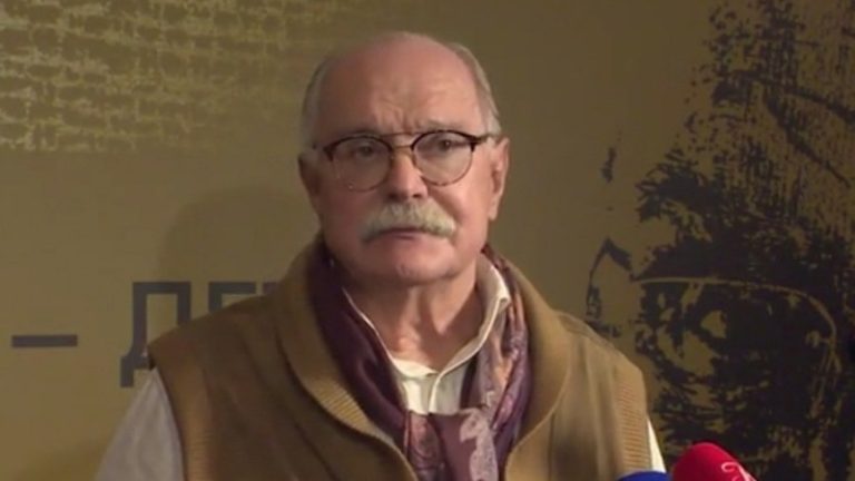 Никита Михалков наградил победителей детского литературного конкурса