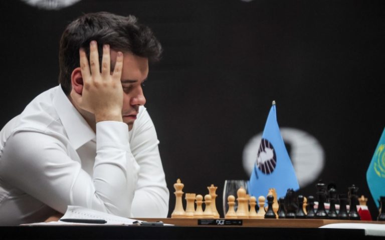 «В психологической яме». Сможет ли Непомнящий выиграть в титульном матче