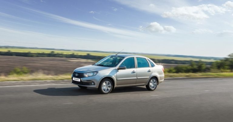 В продаже появилась Lada Granta с 16-клапанным мотором: цена