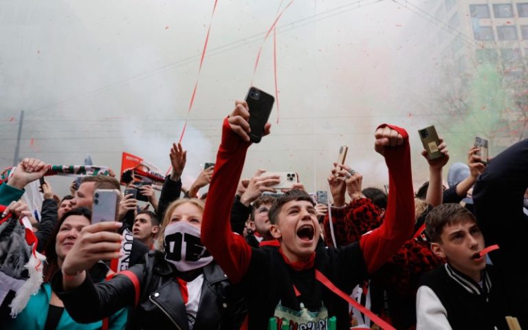 Более 100 человек задержали в Роттердаме после чемпионства «Фейенорда»