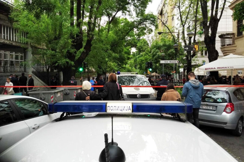 Два пистолета и коктейли Молотова. Школьник устроил стрельбу в столице Сербии
