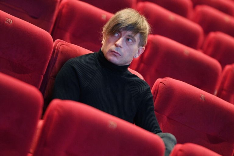 «Я не вернусь — так говорил когда-то». Леву из «Би-2» записали в иноагенты