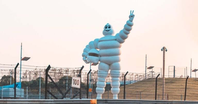 Компания Michelin продала шинный бизнес в России