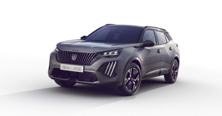 Обновленный кроссовер Peugeot 2008: что принес рестайлинг