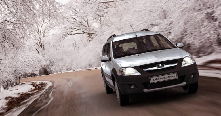 У дилеров закончились Lada Largus