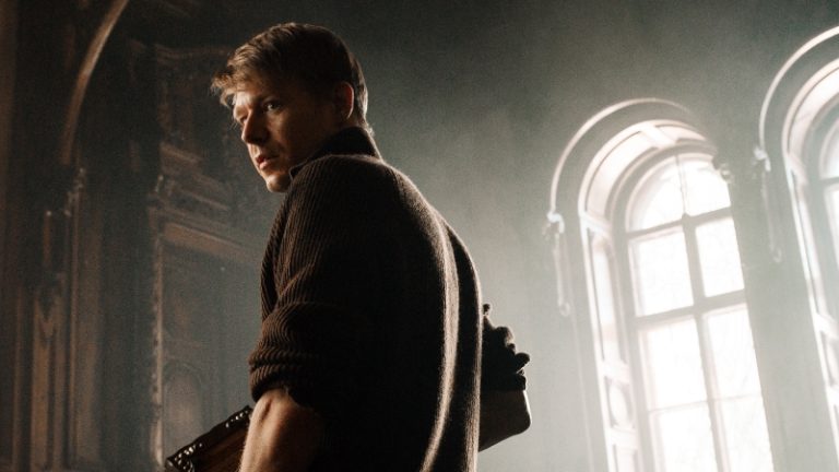 Секреты вторжения: «Ведьмак» и «Черное зеркало» против «Библиотекаря»