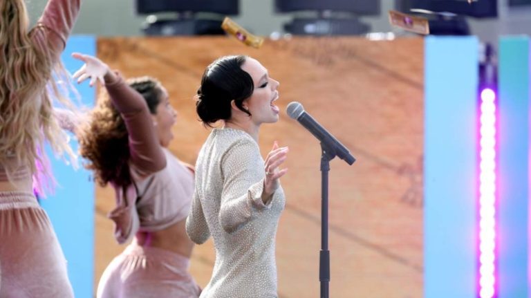 Чувство контакта: «Иванушки International», Лолита и Баста выступили на VK Fest