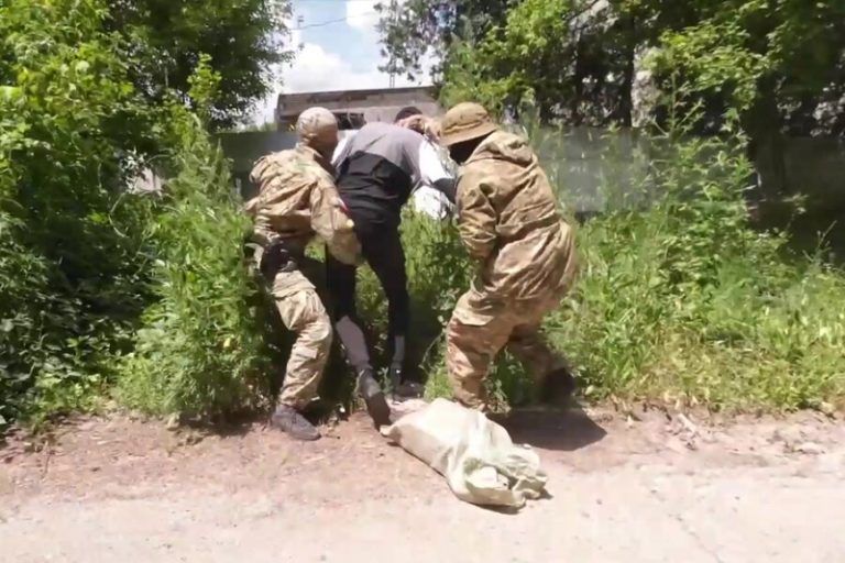 «Довести преступный умысел до конца не успел». Что известно о покушении на главу Крыма