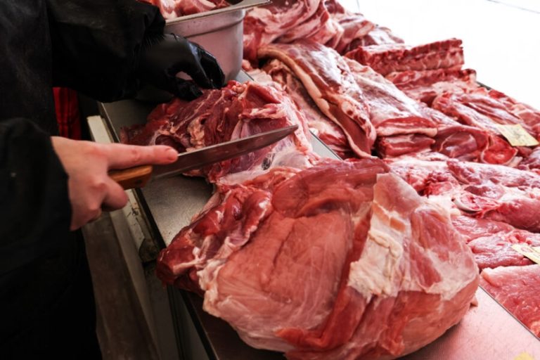 «Медвежатину у нас едят не часто». Жители села Куанда отравились мясом, угостившись у охотников