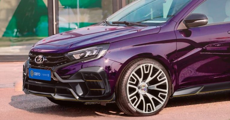 Тюнинг крутой «Лады» для чиновников и уточки на шоссе в Москве