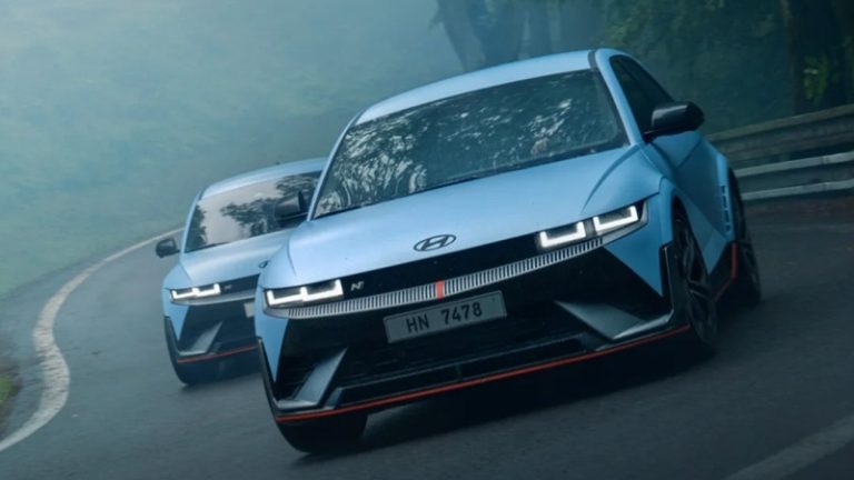 У российского «Мерседеса» новый логотип, машины из Армении хотят конфисковывать