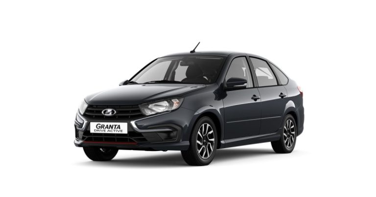 «АвтоВАЗ» прокомментировал информацию о дефиците базовых версий Lada Granta
