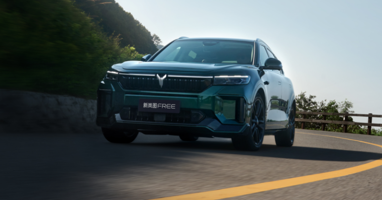 Обновленный кроссовер Voyah Free похорошел и подешевел