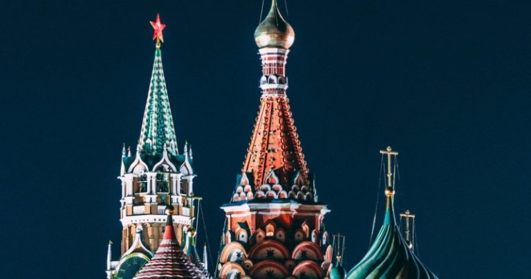 ГИБДД Москвы сообщила об ограничениях движения в День города