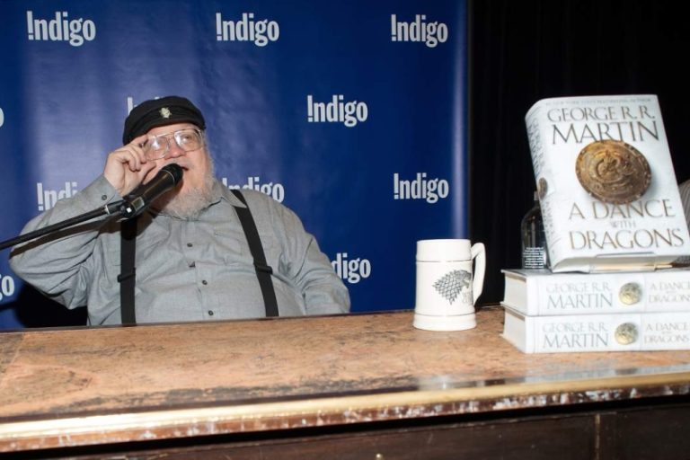 Отец «Престолов»: автор саги «Песнь льда и пламени» отмечает юбилей