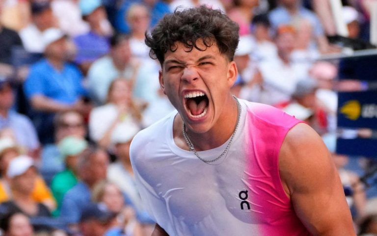 Почти рекорд. Американец в 20 лет подал мяч со скоростью 240 км/ч на US Open