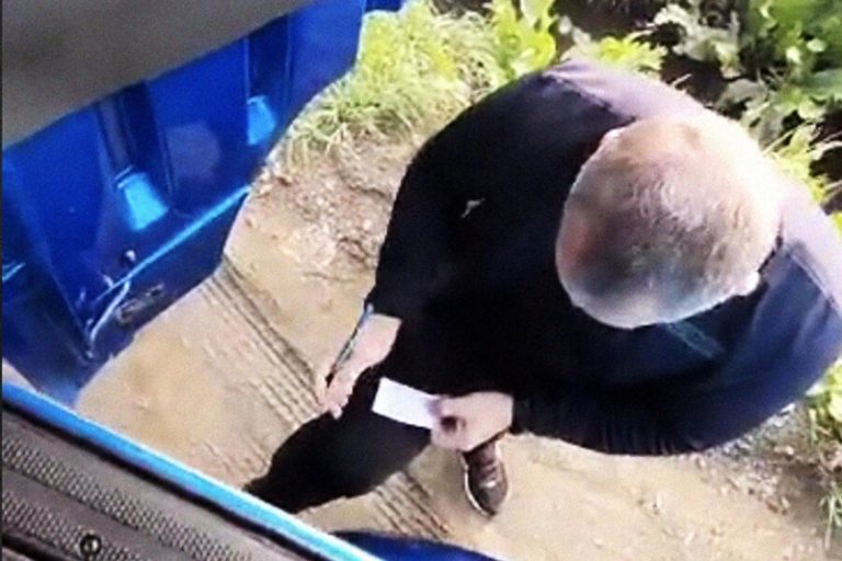 «В Челябинске началась дичь»: банда «смотрящих» вымогает у дальнобойщиков деньги