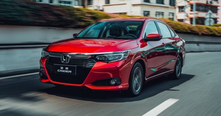 В Россию привезли Honda Crider. Сколько стоит японский седан