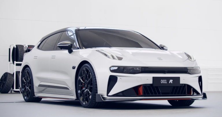 Китайцы наняли чемпиона Формулы-1, чтобы он сделал для них машину