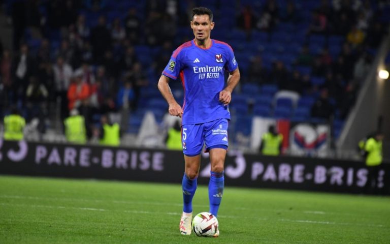 Неудачная попытка. Дом бывшей звезды «Зенита» пытались обворовать