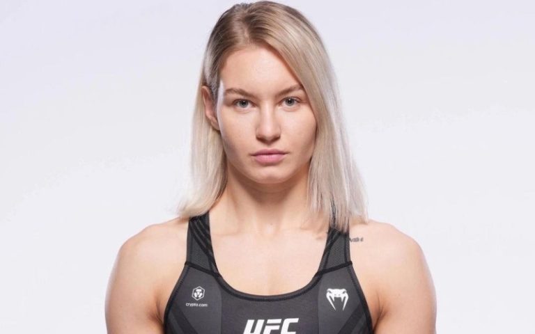 Россиянка вышла на бой в UFC под песню «Я русский» и победила американку