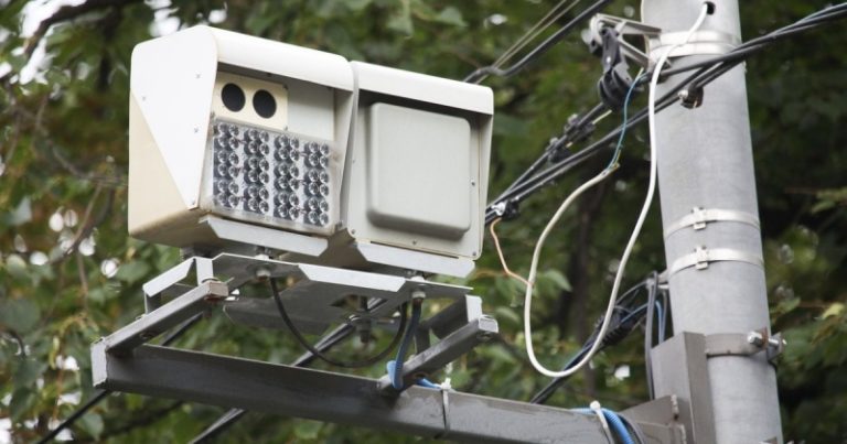 В Госдуме рассказали, как реагировать на чужие «письма счастья» ГИБДД