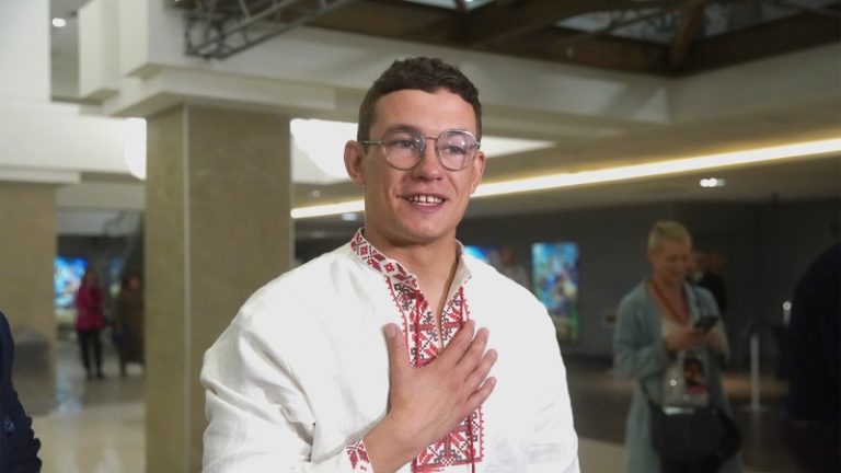 В сказку попасть: как прошла премьера фильма «По щучьему велению»