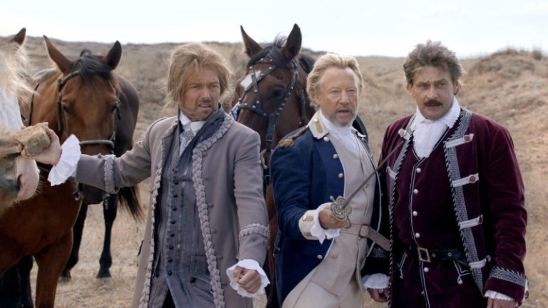 Не вешают нос: пятые «Гардемарины», докфильм о Джанни Версаче