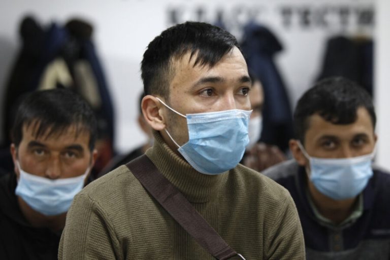 «Нелегал-2023». Из России депортировали 15 тысяч иностранцев