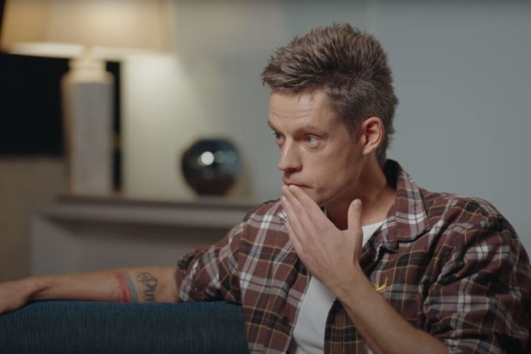 «Пусть воюет против сатанистов». Дудя проверяют на дискредитацию армии