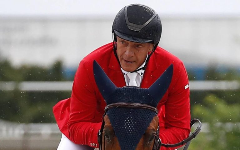 Российских всадников и лошадей допустили на международные турниры