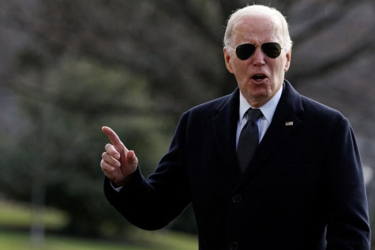 Байден разрешил санкции против банков за сделки с российским ОПК
