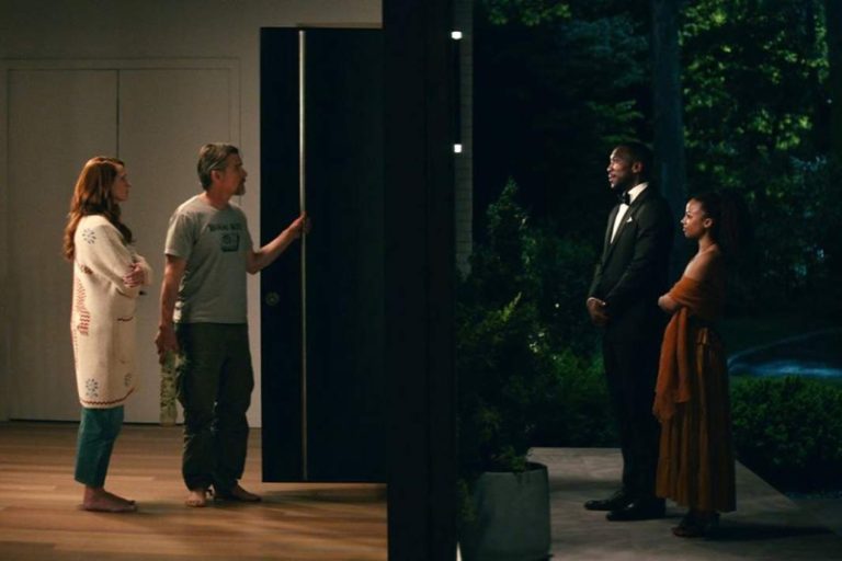 К избирателям подход: новый фильм четы Обама провалился у зрителей