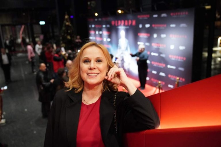 Скорость для света: как прошла премьера фильма «Феррари» с Пенелопой Крус