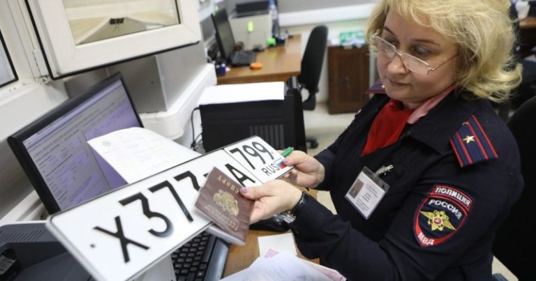 Технический сбой в базах ГИБДД произошел из-за перехода на новую систему