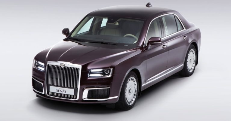 В Сети появилось видео проезда лимузина Путина по Абу-Даби