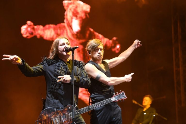 Депортацию группы «Би-2» в Израиль отменили после визита российских дипломатов