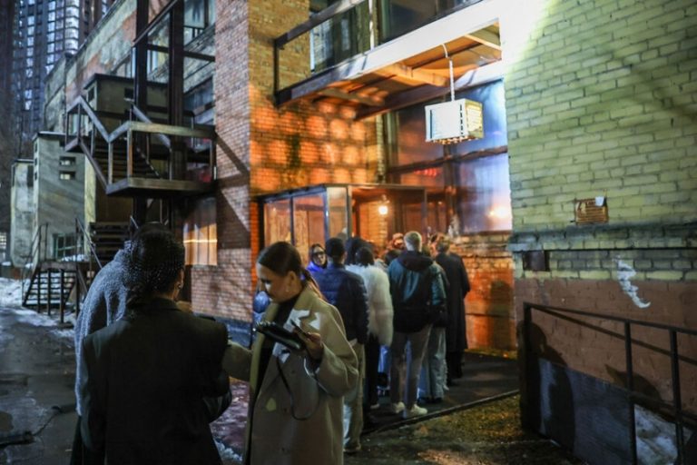 Суд приостановил работу клуба «Мутабор» на 90 дней после вечеринки Ивлеевой