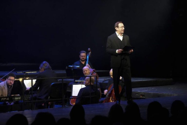 Театральные романы: Юрий Башмет трижды сыграл в МХТ