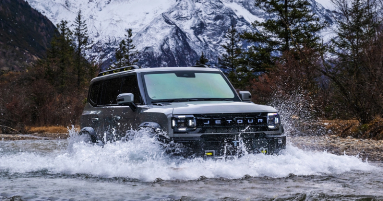 В России стартовал прием заказов на новый внедорожник Jetour T2