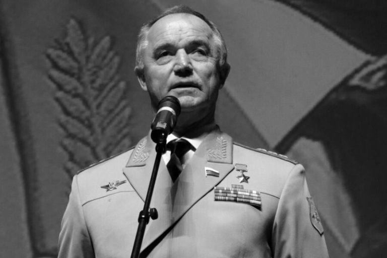 Умер Герой СССР Валерий Востротин, возглавлявший Союз десантников России