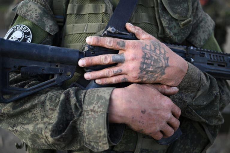 Депутат Мархаев усомнился в справедливости освобождения насильников за участие в СВО