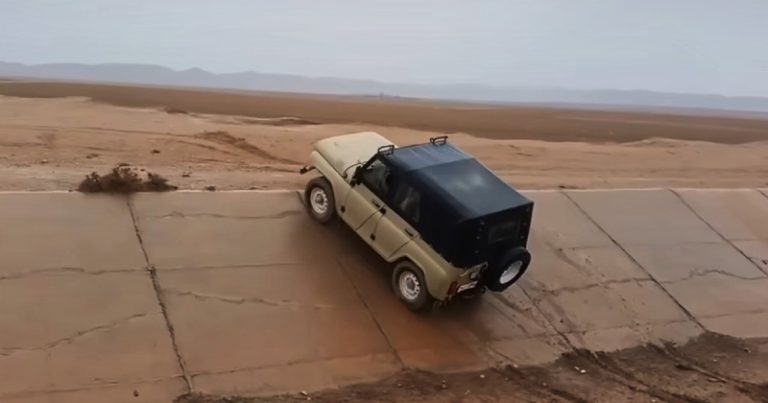 Как не нужно ездить на УАЗе