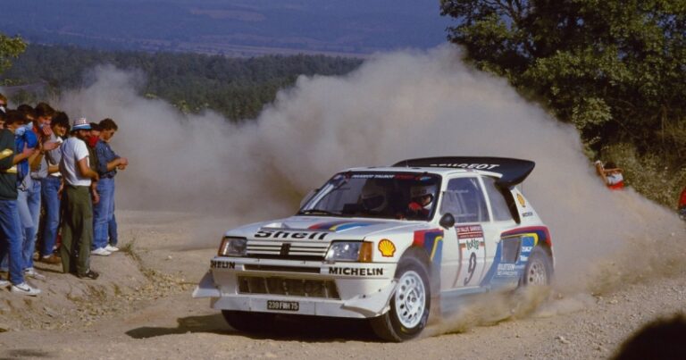 Рев и ярость: легендарный ралли-кар во всей красе
