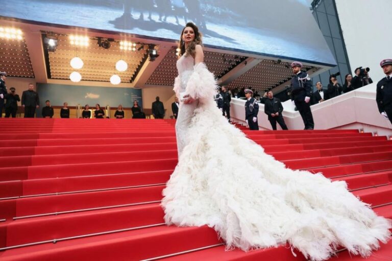 Дубль два: Каннский кинофестиваль открылся со «Второго акта»