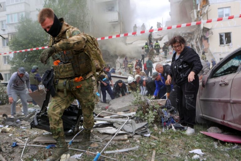 Количество погибших при обрушении в Белгороде возросло до 14-ти