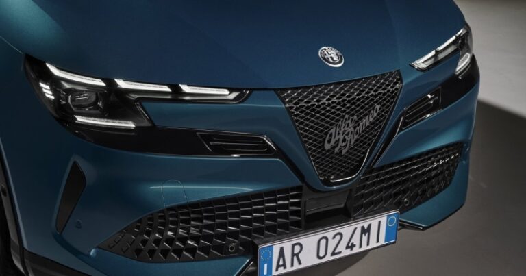 Alfa Romeo выпустит SUV, который составит конкуренцию «Кайену»