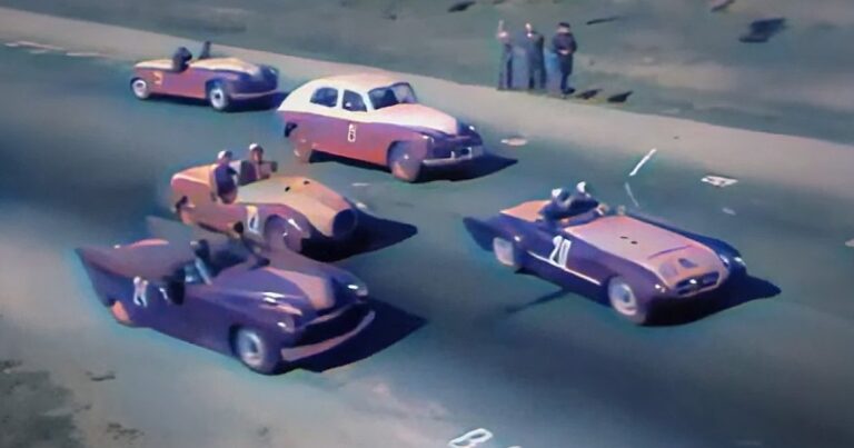 Есть чем гордится: редкие цветные кадры советских гонок