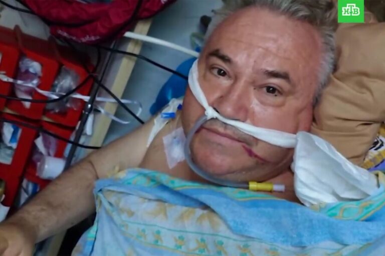 Раненный при обстреле в Горловке военкор НТВ Ивлиев рассказал о потере руки